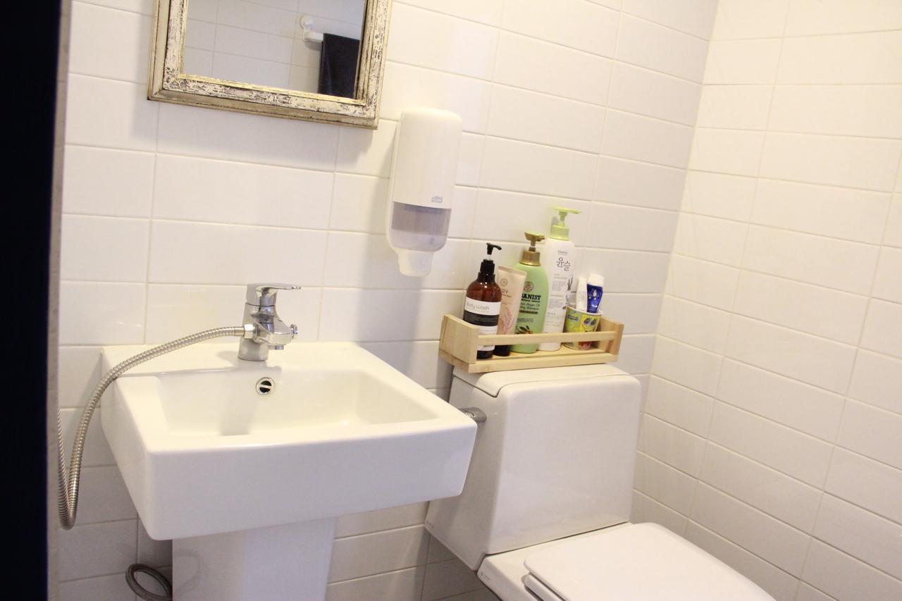 Apelbaum2 Hongdae Hotel Сеул Екстериор снимка