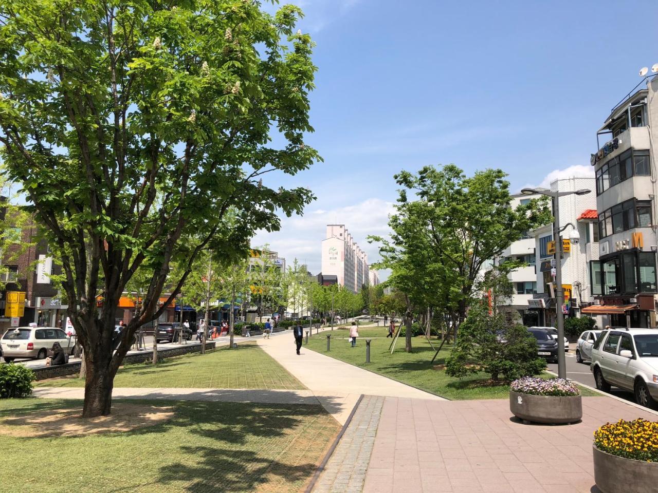 Apelbaum2 Hongdae Hotel Сеул Екстериор снимка